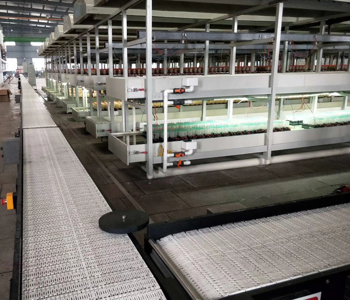 青島帶式輸送機(jī)性能，提升機(jī)廠家，螺旋輸送機(jī)注意事項，皮帶輸送線的應(yīng)用，刮板輸送機(jī)什么行業(yè)使用，鏈板式輸送機(jī)在工業(yè)的使用，礦用青島膠帶輸送機(jī)，螺旋式輸送機(jī)垃圾處理，鏈條輸送機(jī)承載.jpg